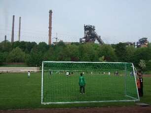 Fußballturnier im alten Schwelgernstadion