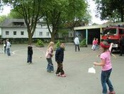 j4