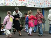 Tanzen auf dem Schulfest